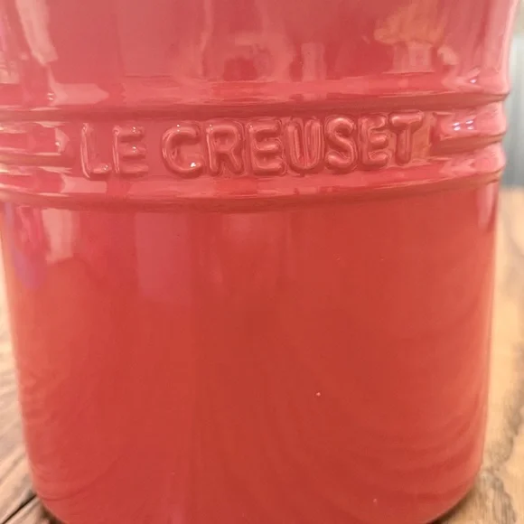 Le Creuset Red Utensil Crock 2.3L 2.75Qt G - Picture 2 of 5